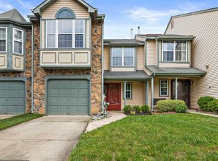 11 Knighton Ln, Mount Laurel, NJ 08054