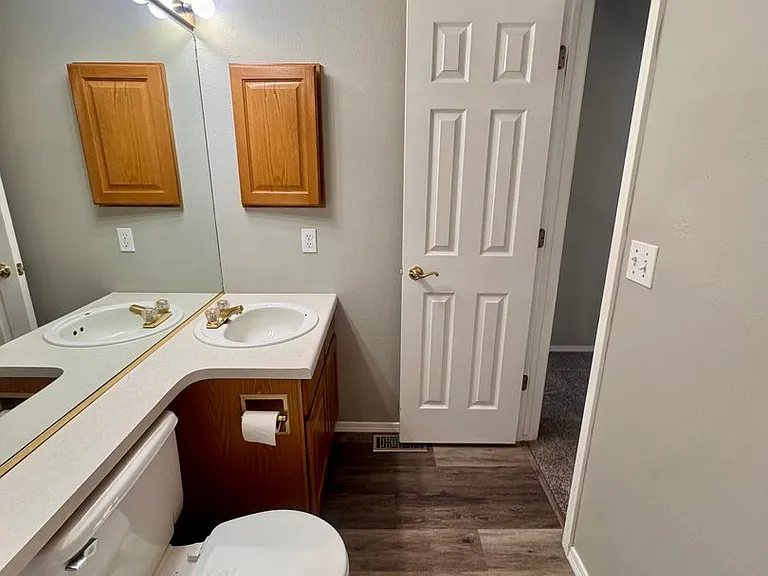 9380 Melbourne Dr — Photo 8