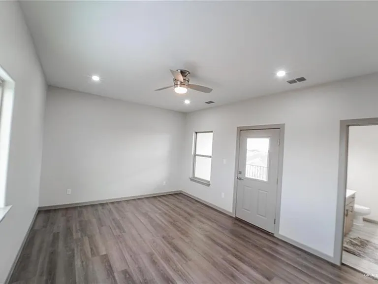 3302 S Sugar Rd #J — Photo 11