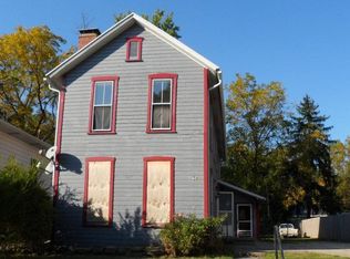 38 E College Ave, Springfield, OH 45504