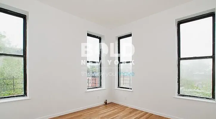 Rented by Bold New York | media 11