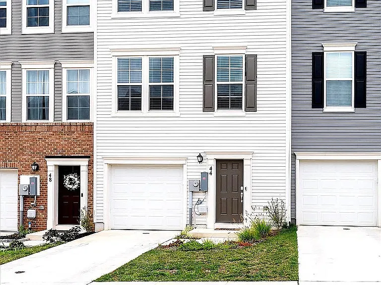 44 Stembogan Ct — Photo 4