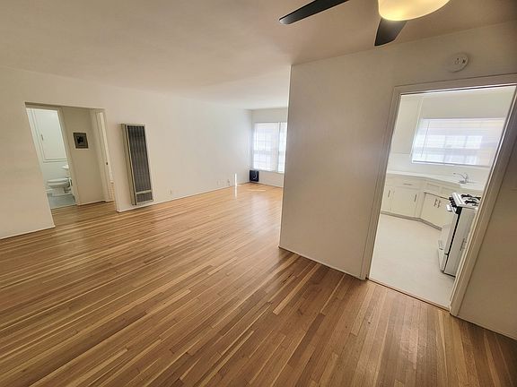 4th image of 2215 E 2nd St APT 4