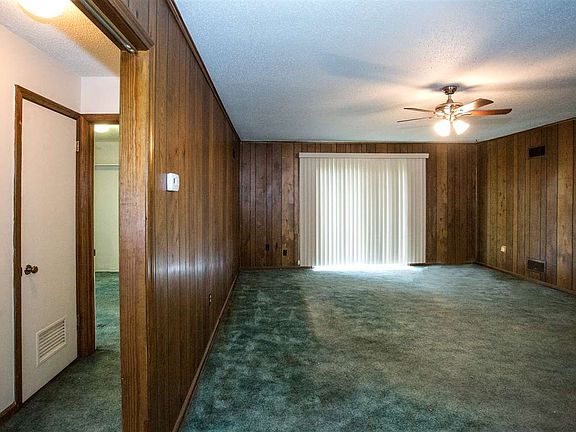 2nd image of 3439 Luzon St