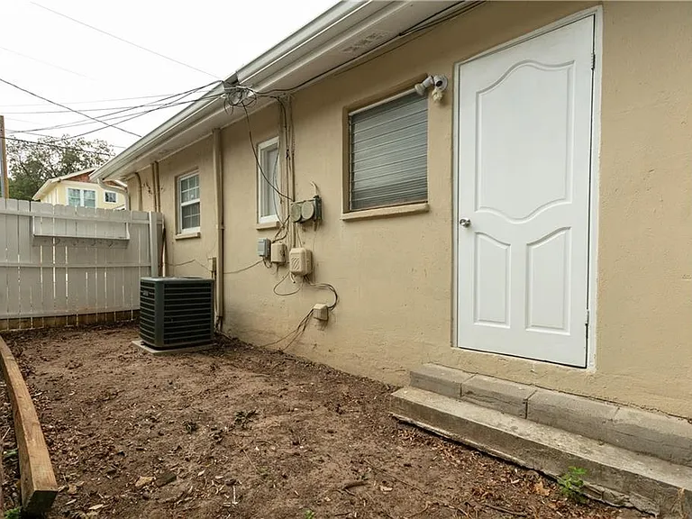 560 Winton Ter NE #1 — Photo 22