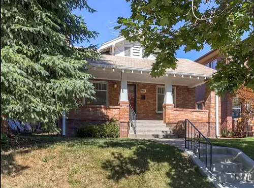 1015 Madison St Photo 1