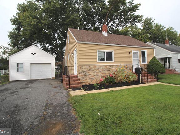 3rd image of 548 S Marlyn Ave