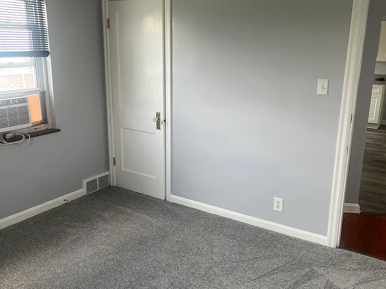 1754 Carrahen Ave #2 — Photo 8