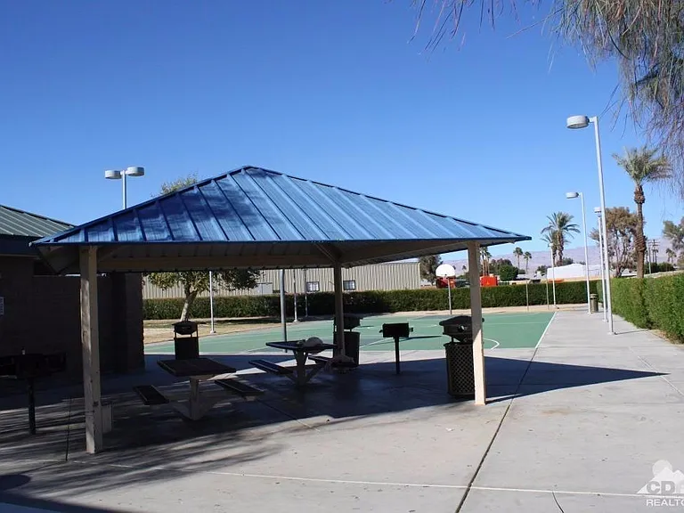 77605 California Dr — Photo 27