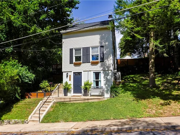 389 W Nesquehoning St, Easton, PA 18042