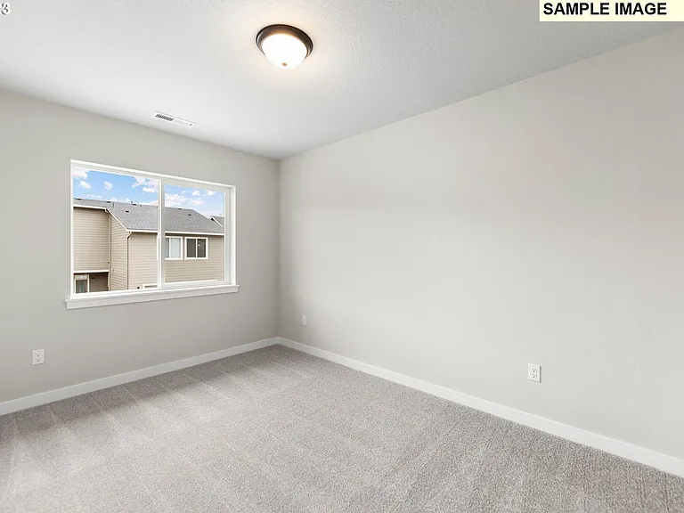 18418 NE 46th Pl — Photo 21