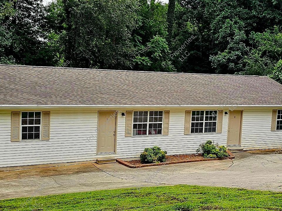 1st image of 317 Willow Dr #2