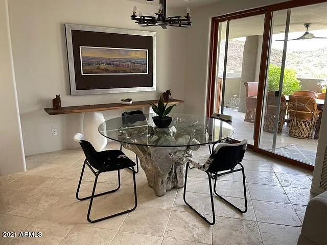 2 bed, 2.5 bath, 2086 sqft, $5,500 — Photo 3