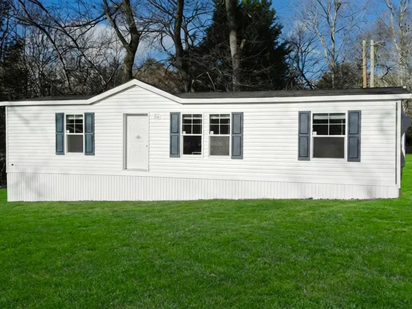 27 Tanglewood Dr #27, Swannanoa, NC 28778