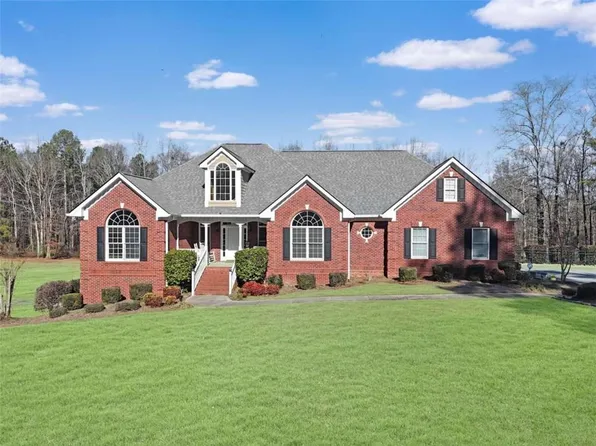 2045 Windfield Dr, Monroe, GA 30655