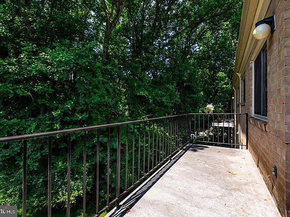 4th image of 10601 Montrose Ave APT 202