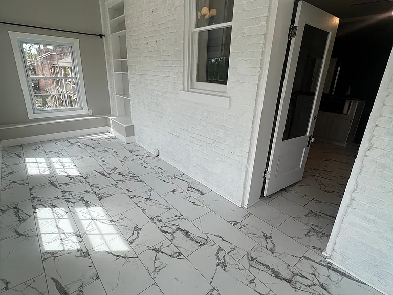 610 S Main St — Photo 3