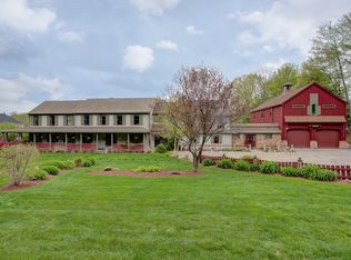 11 Pine Hill Rd, Southborough, MA 01772