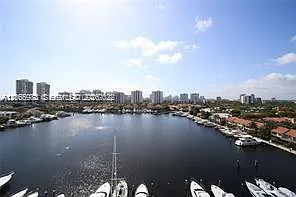 3610 Yacht Club Dr #514 — Photo 23