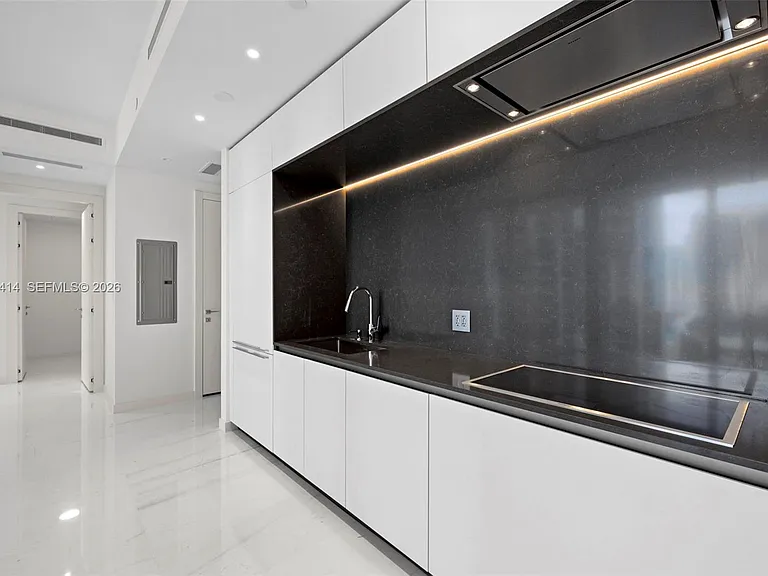 300 Biscayne Boulevard Way #1708 — Photo 11