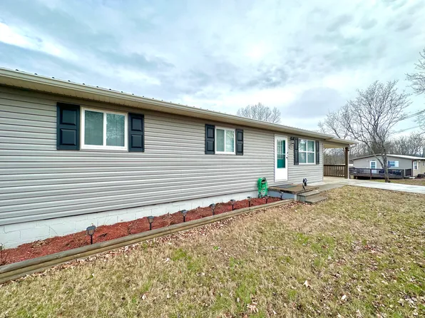 1041 Monroe Cir #1, Madisonville, TN 37354