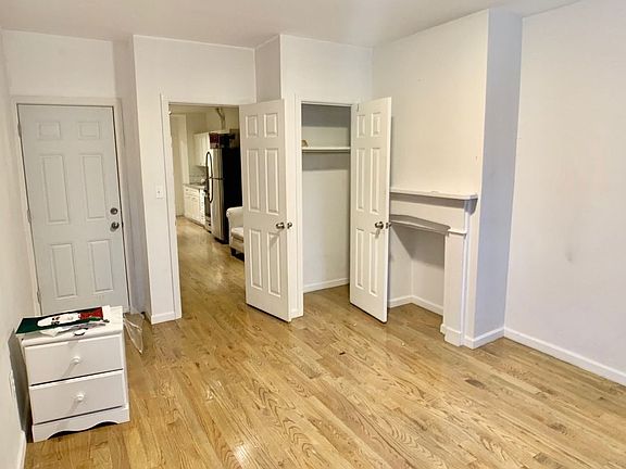 3rd image of 178 Meserole St #2F