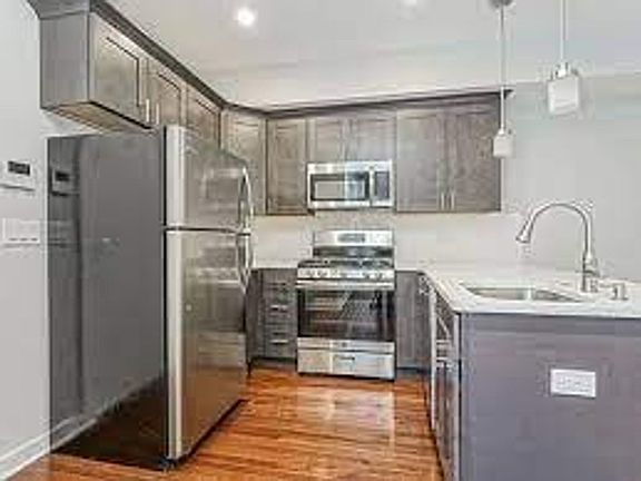 3rd image of 5021 Pentridge St #4