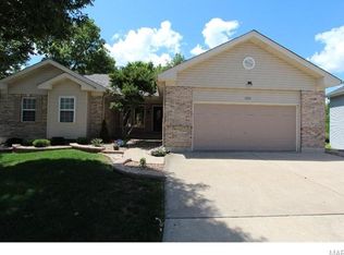 1223 Kennington Ct, Lake Saint Louis, MO 63367