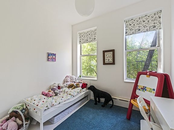 5th image of 327 W 11th St APT 3R