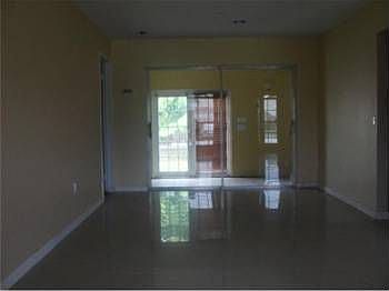 4th image of 8821 W Long Acre Dr