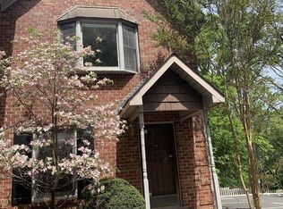 855 W 6th St APT 11, Winston Salem, NC 27101