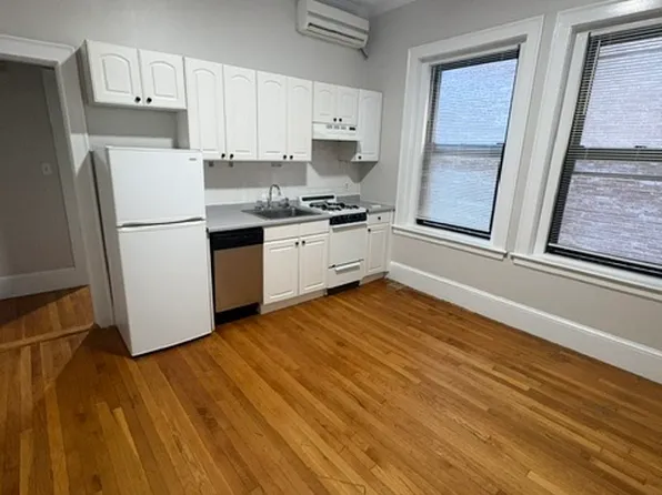12 Fairfield St #3, Boston, MA 02116
