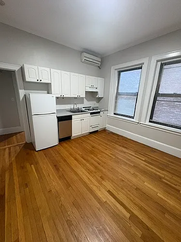 12 Fairfield St #3 Photo 1