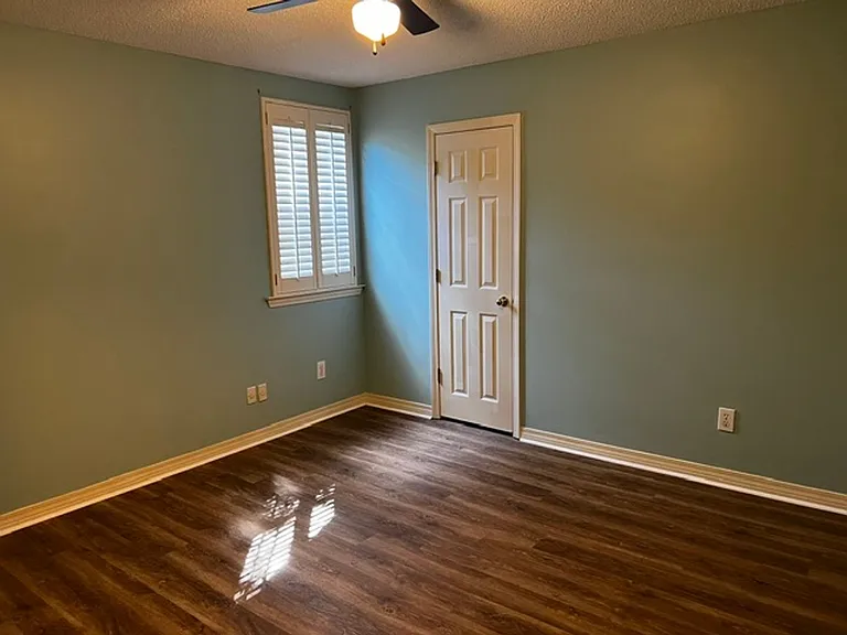 7470 Mallard Dr — Photo 11