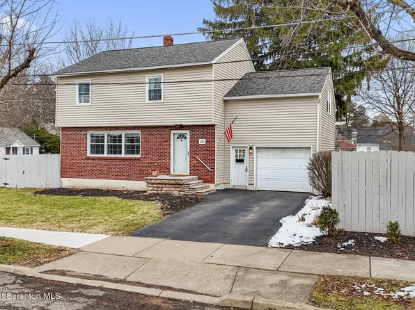 20 Westmoor Pl, Binghamton, NY 13905