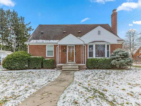 22781 Heinze St, Dearborn, MI 48128