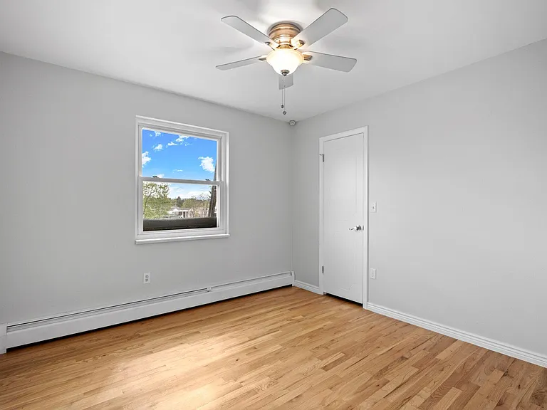 3570 S Hillcrest Dr — Photo 22