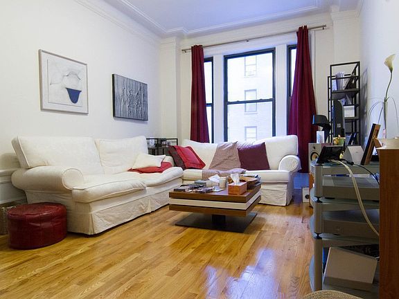 2nd image of 162 W 54th St APT 2A