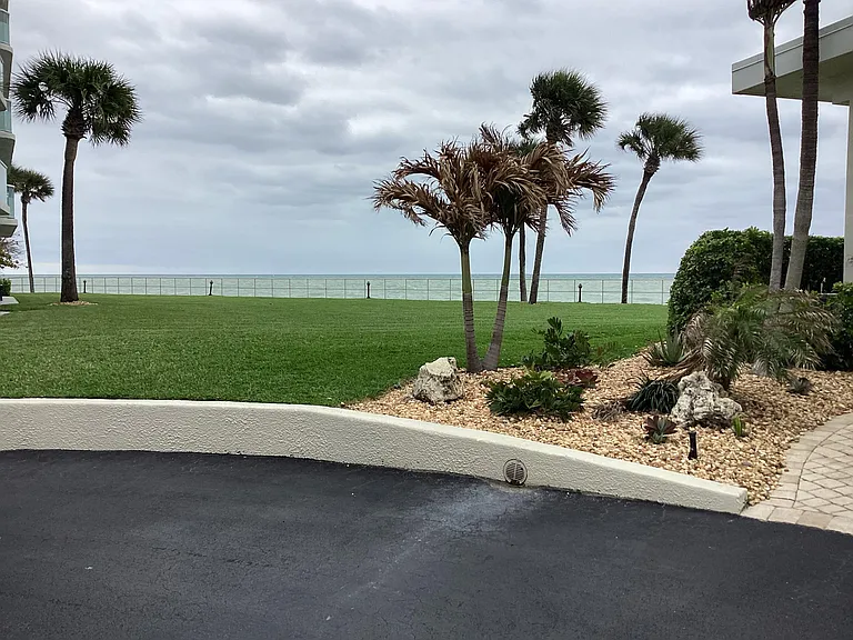 3554 Ocean Dr #301 — Photo 18