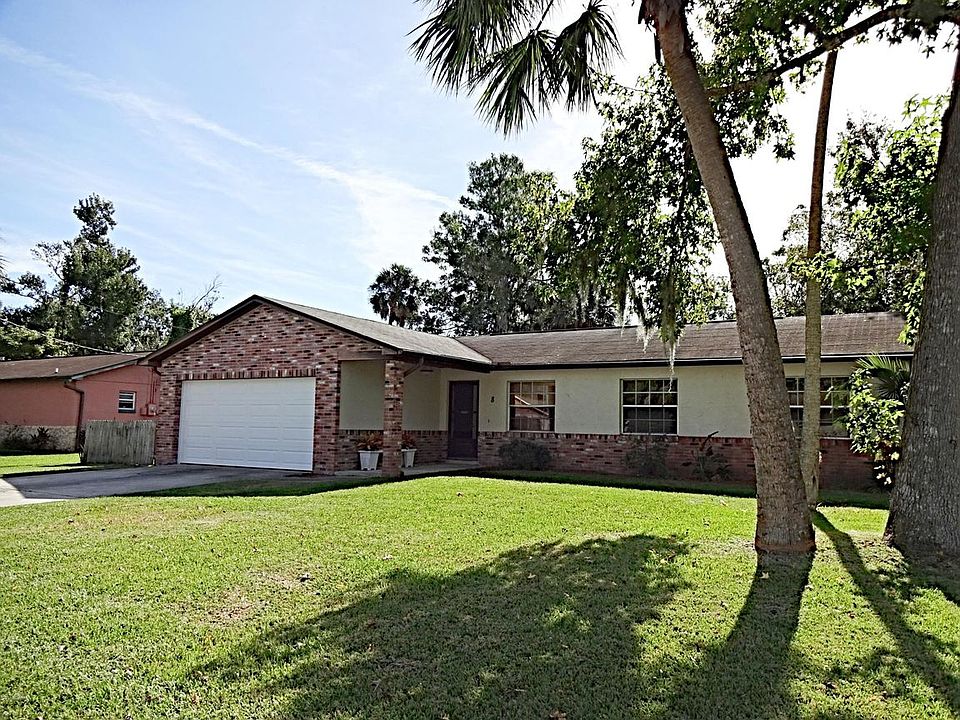 1st image of 8 Lakeview Cir