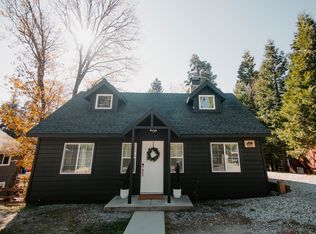 332 Lookout Dr, Twin Peaks, CA 92391