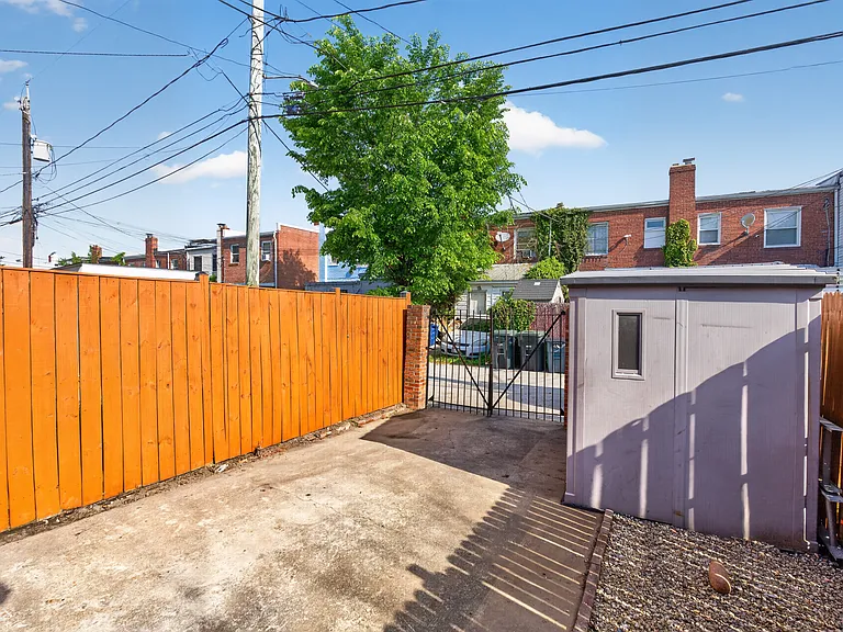 3344 Clay Pl NE — Photo 17