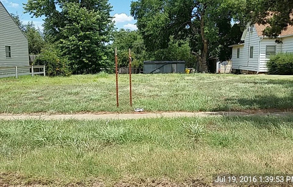 1st image of 130 E Oklahoma Blvd
