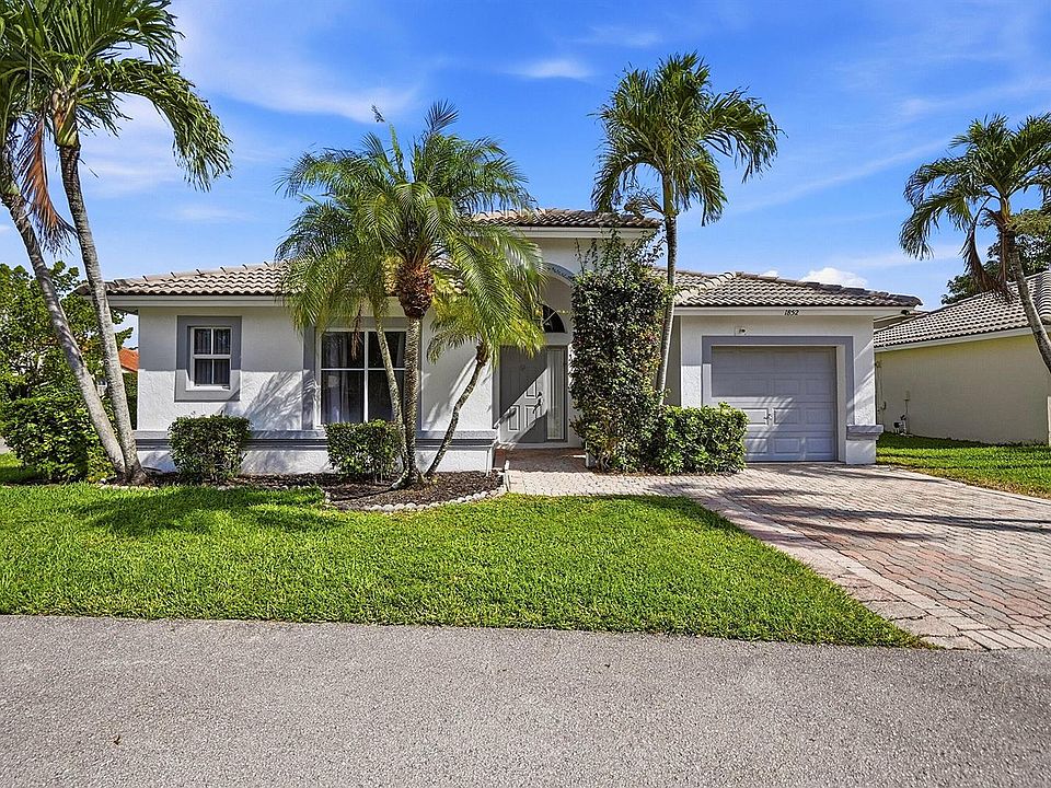 1st image of 1852 Capeside Cir