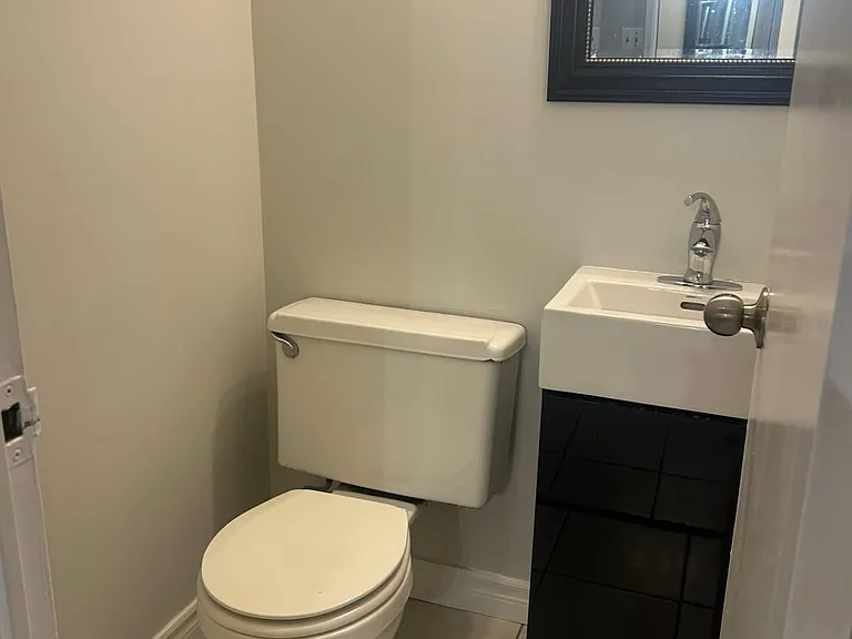 2095 Roche Ct #146 — Photo 12