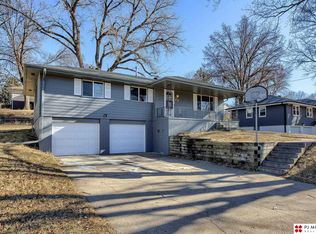 3105 S 109th St, Omaha, NE 68144