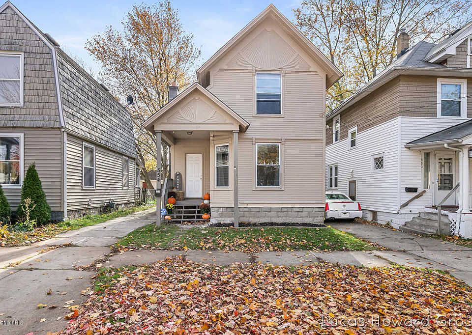 1st image of 554 Carrier St NE