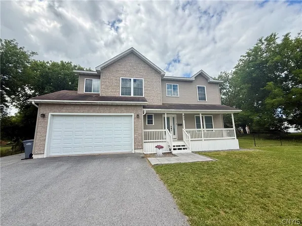 923 Emmett St, Watertown, NY 13601