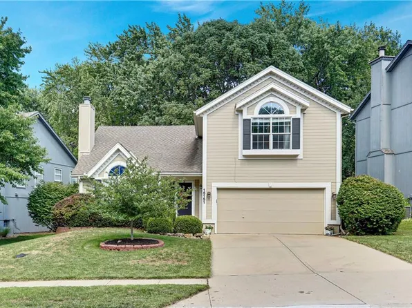 15151 W 132nd St, Olathe, KS 66062