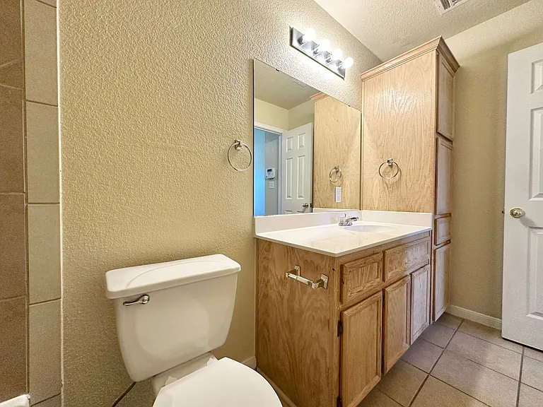 4300 Elms Run Cir — Photo 22